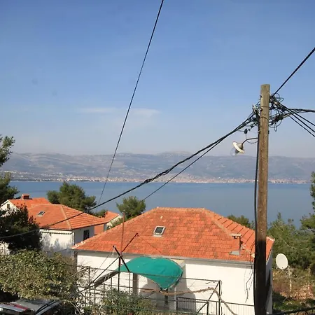 Family Friendly Seaside Slatine, Ciovo - 7584 Apartment *